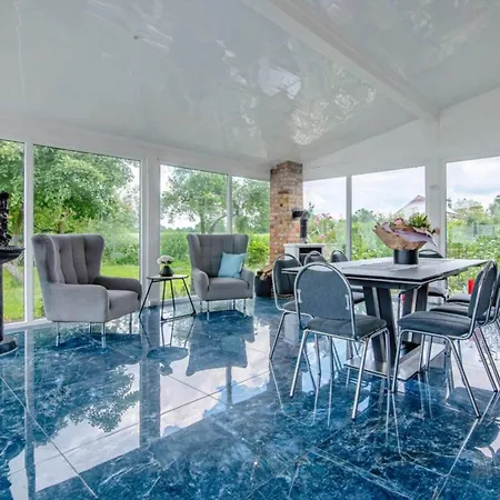 Comfortable House With A Swimming Pool And Sauna 펜션