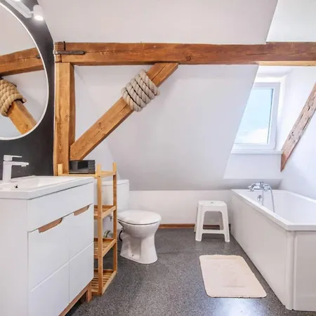 펜션 Comfortable House With A Swimming Pool And Sauna *