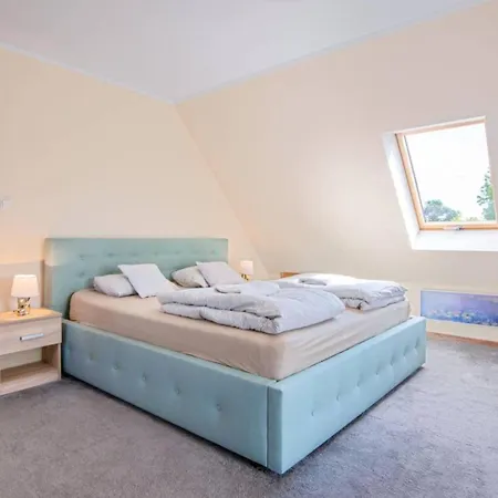 펜션 Comfortable House With A Swimming Pool And Sauna